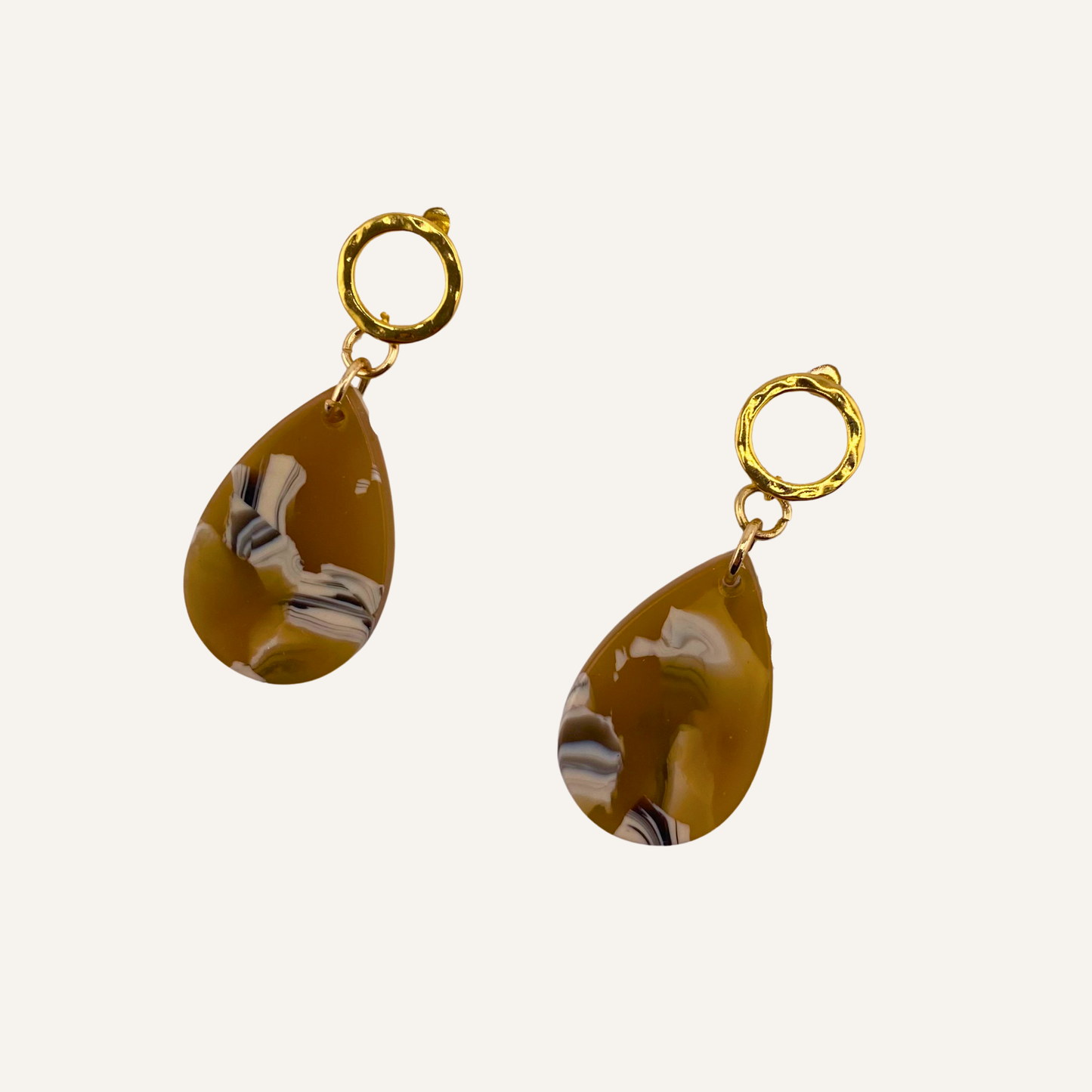 CHICA GAUCHA - boucles d'oreilles CARAMELO ocre - Goutte d'acétate & anneau doré
