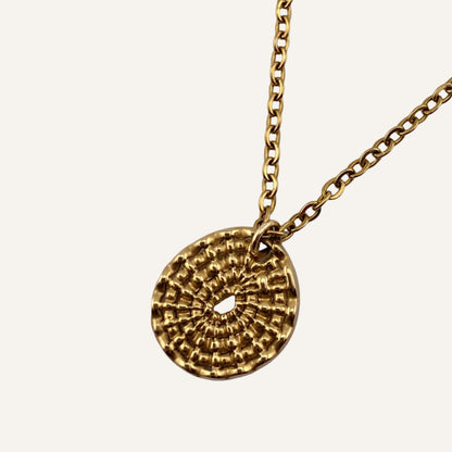 Chica Gaûcha - collier SOL NATIVO - médaillon martelé & acier inoxydable