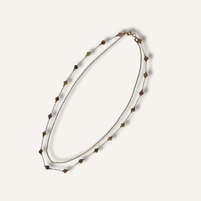 CHICA GAÜCHA - Collier double rang TIERRA - Pierres fines en mini cœurs de jaspe beige et acier inoxydable doré 