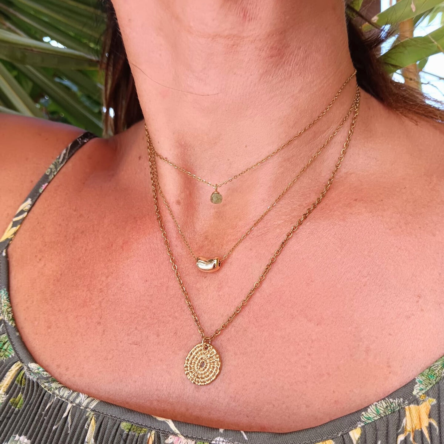 Chica gaücha -collier IRIS - pendentif en pierre naturelle de GRENAT VERT 