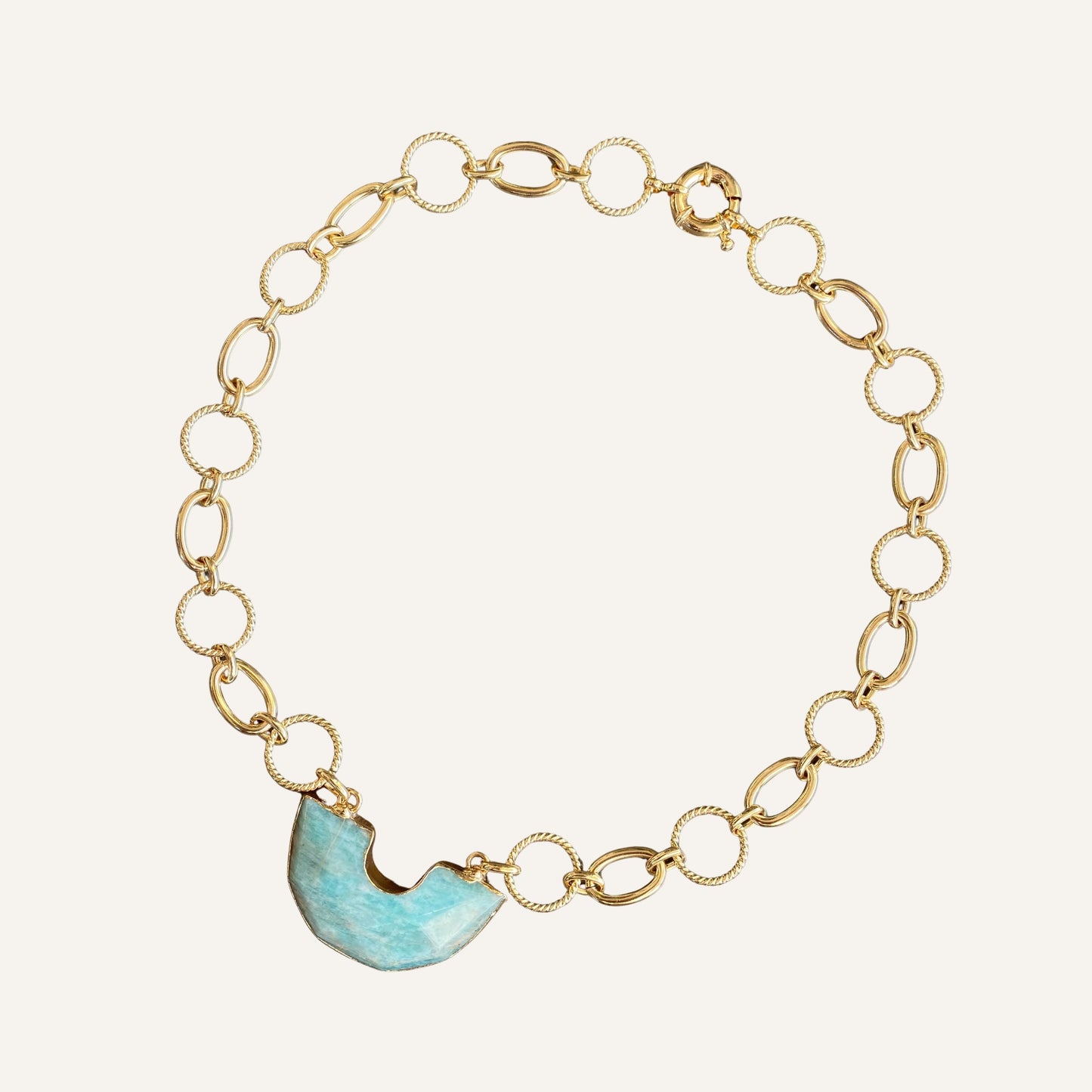 Chica-gaücha-collier aura - Quartz Vert et chaine dorée à l'or fin 18K