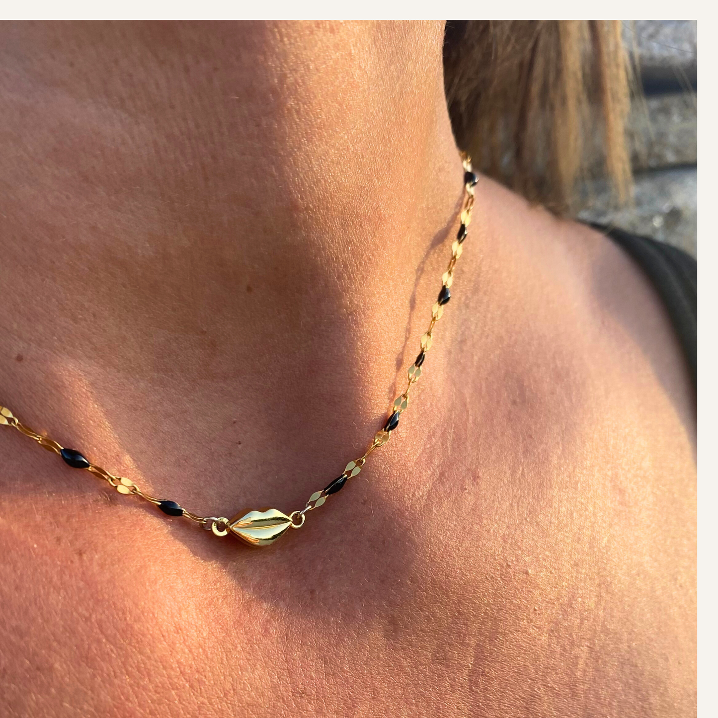 CHICA GAÜCHA - Collier BESITO, acier inoxydable et fermoir aimanté en forme de bouche