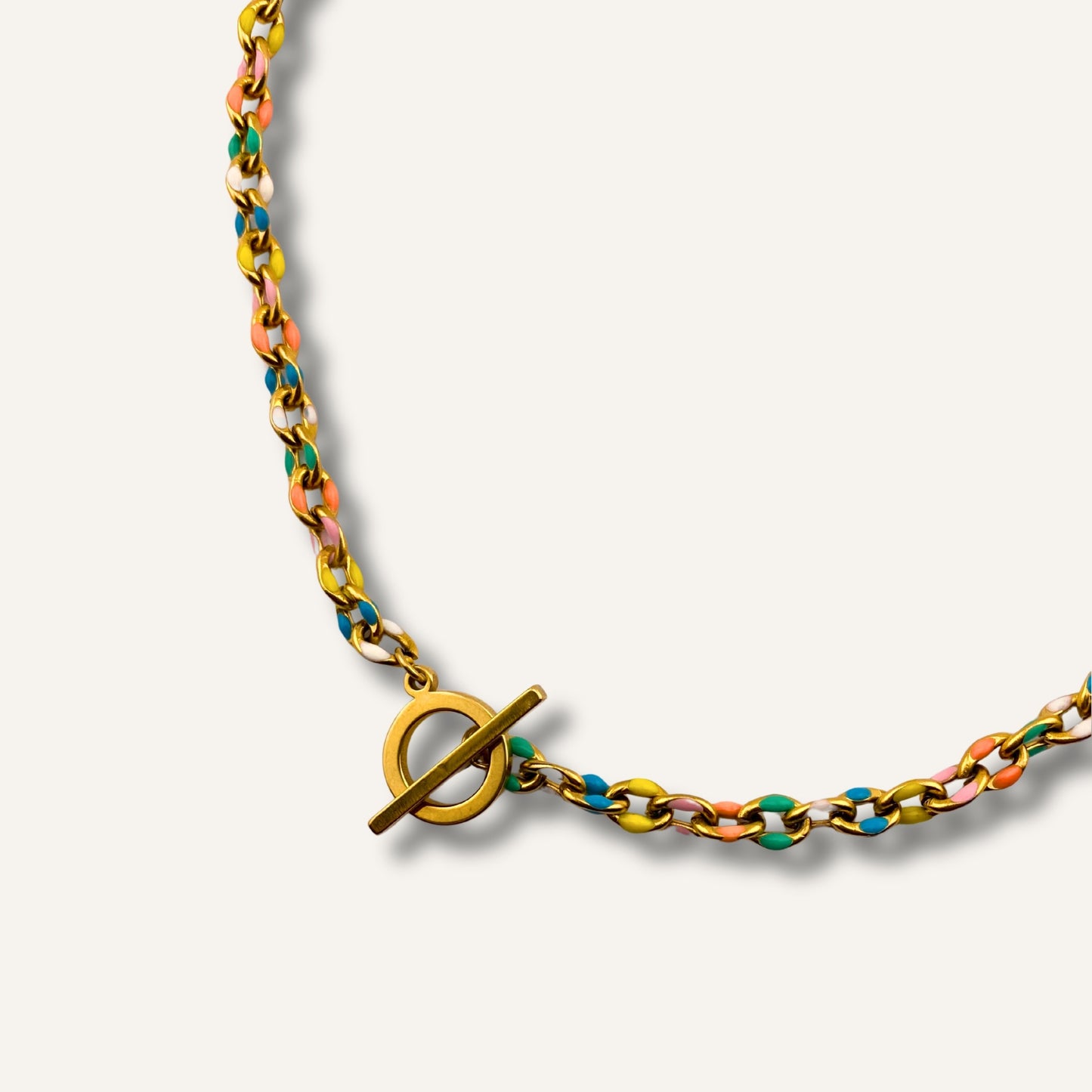Chica gaÜcha- Collier DALIA - acier inoxydable doré, maillons émaillés multicolores & fermoir toggle