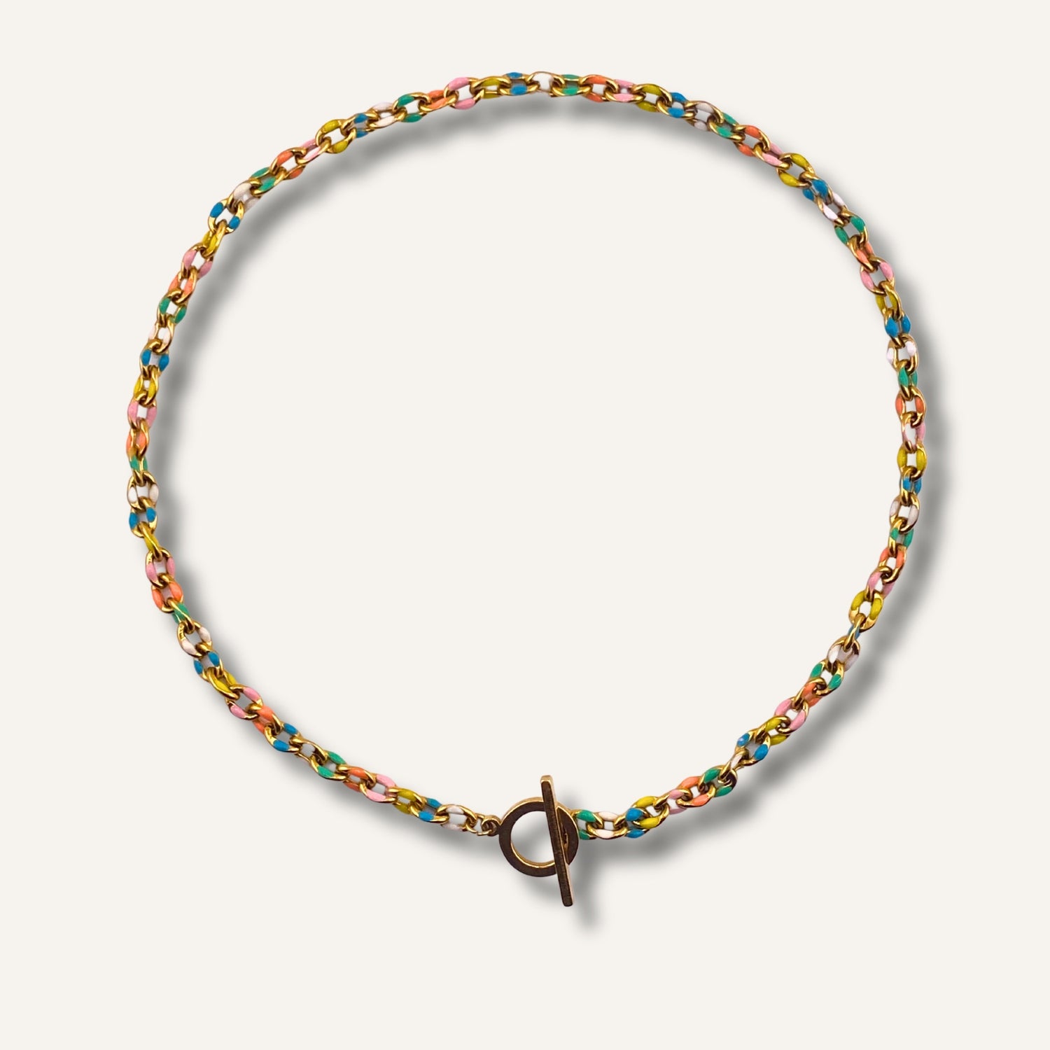 Chica gaÜcha- Collier DALIA - acier inoxydable doré, maillons émaillés multicolores & fermoir toggle
