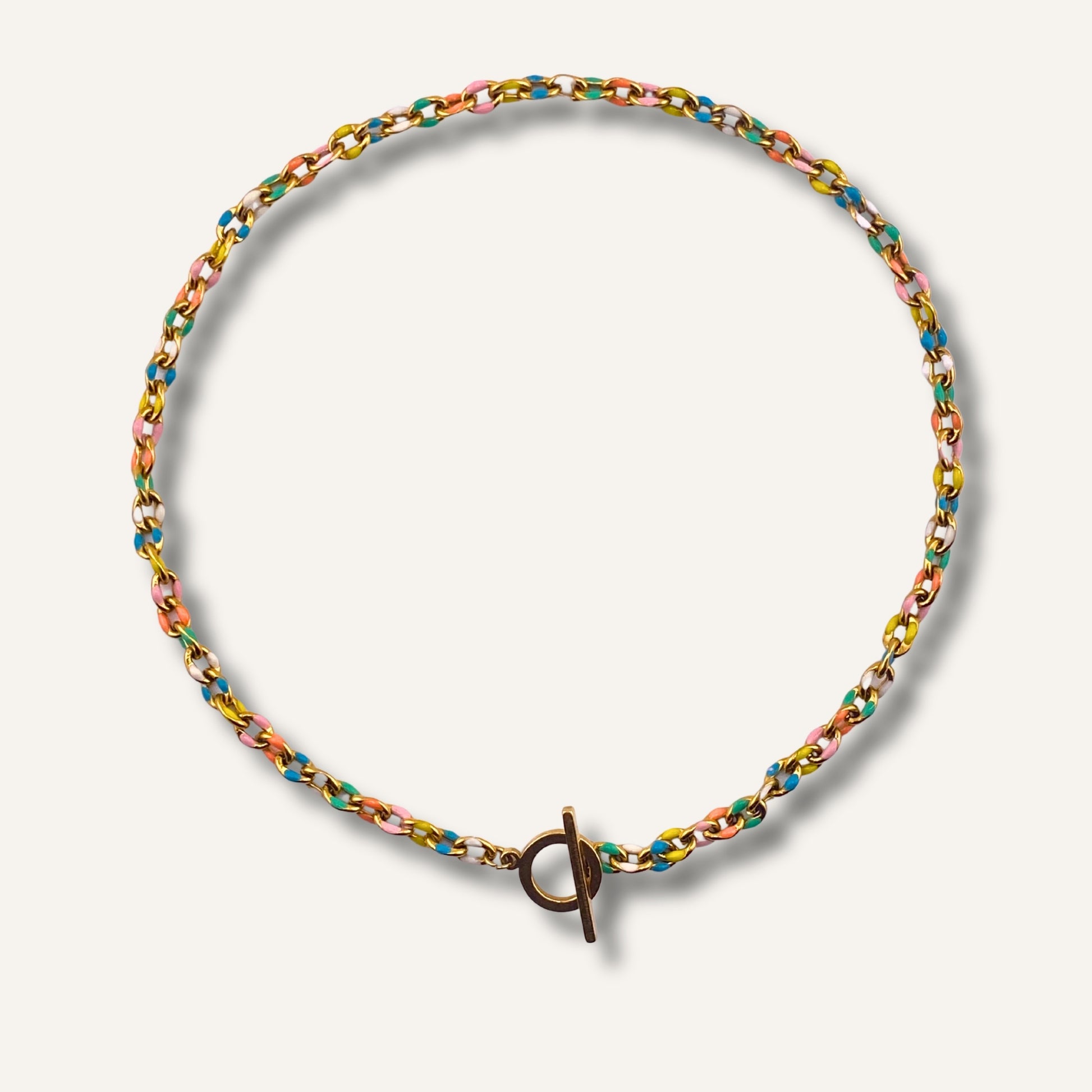 Chica gaÜcha- Collier DALIA - acier inoxydable doré, maillons émaillés multicolores & fermoir toggle