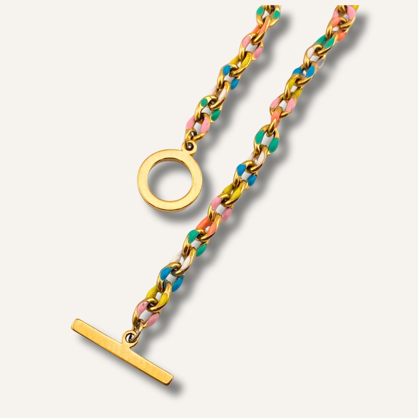 Chica gaÜcha- Collier DALIA - acier inoxydable doré, maillons émaillés multicolores & fermoir toggle