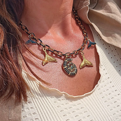 chica gaucha - Collier NAUTILUS noir - charms marins & pendentif ammonite