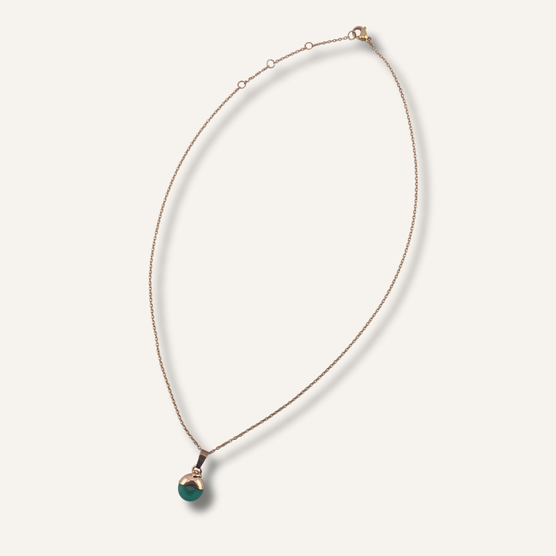 Chica gaÜcha-Collier OLA - pendentif rondelle en Quartz vert naturel & acier inoxydable